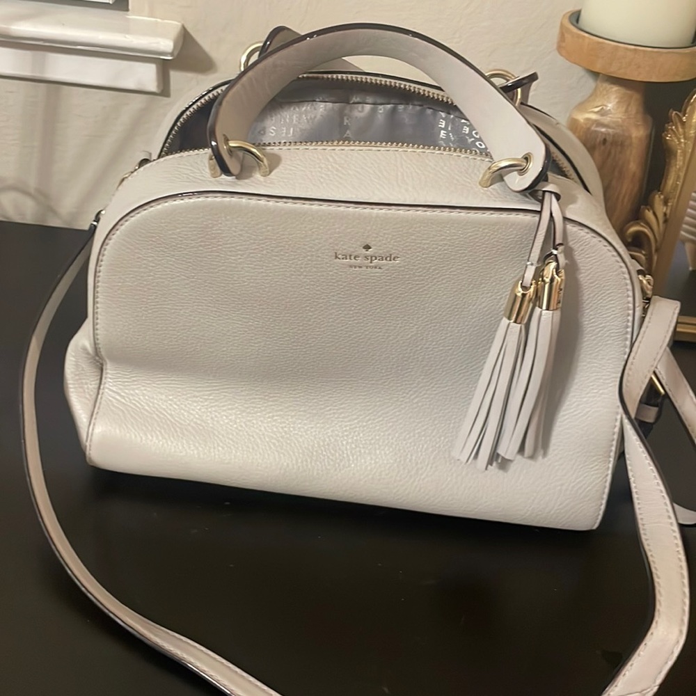 Grey Kate spade purse.